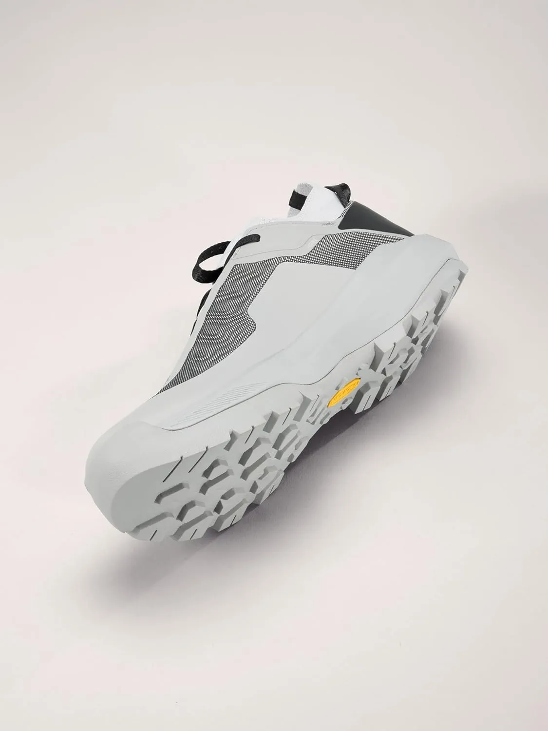 Arc'teryx Vertex Alpine Men's Shoes | Lightweight & Supportive Approach Shoes for Alpine & Trail Performance | Durable Grip with Breathable Design