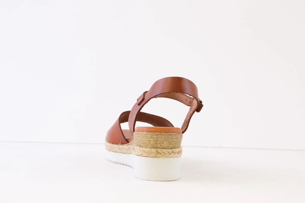 BERTUCHI - 22U238 LOW WEDGE SANDAL - TAN