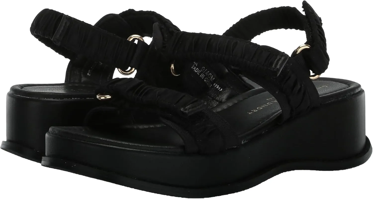 Chinese Laundry Women's Cashy Sandal