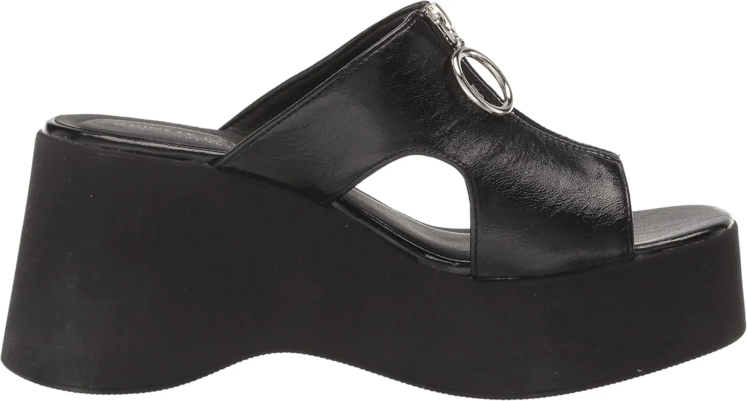 Chinese Laundry Women's Taysha Wedge Sandal