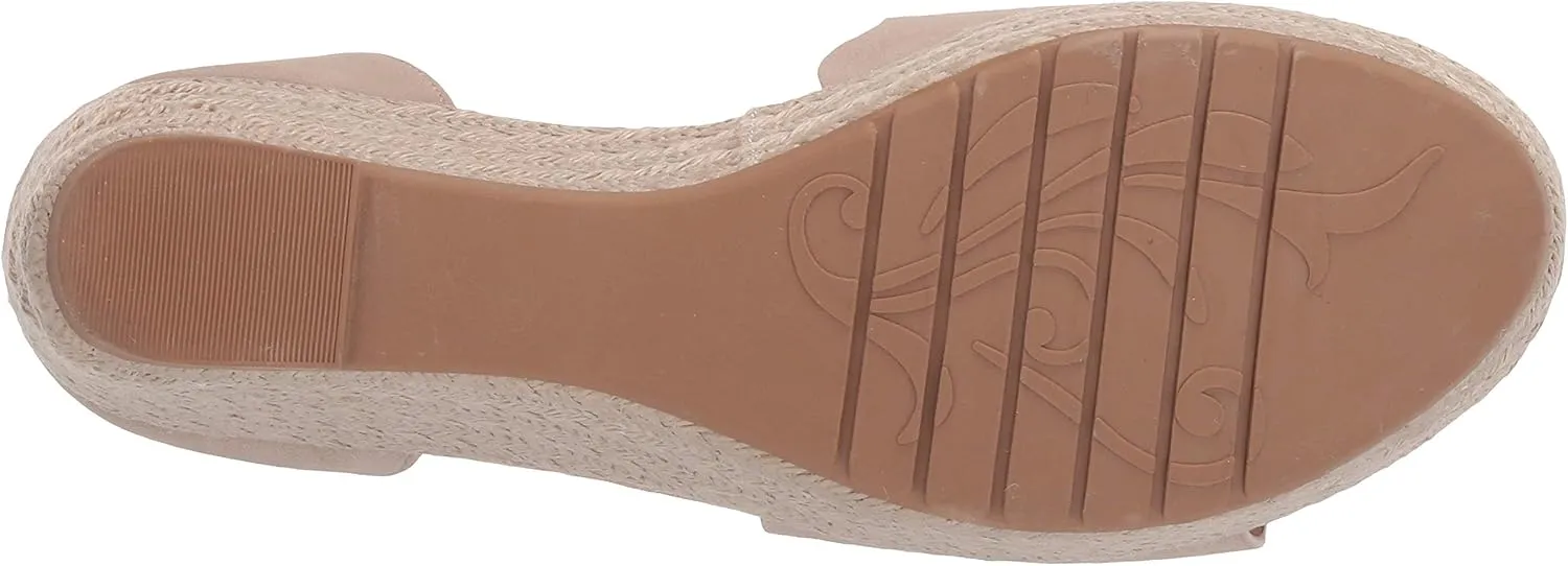 Chinese Laundry Women's Wedge Sandal