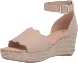 Chinese Laundry Women's Wedge Sandal