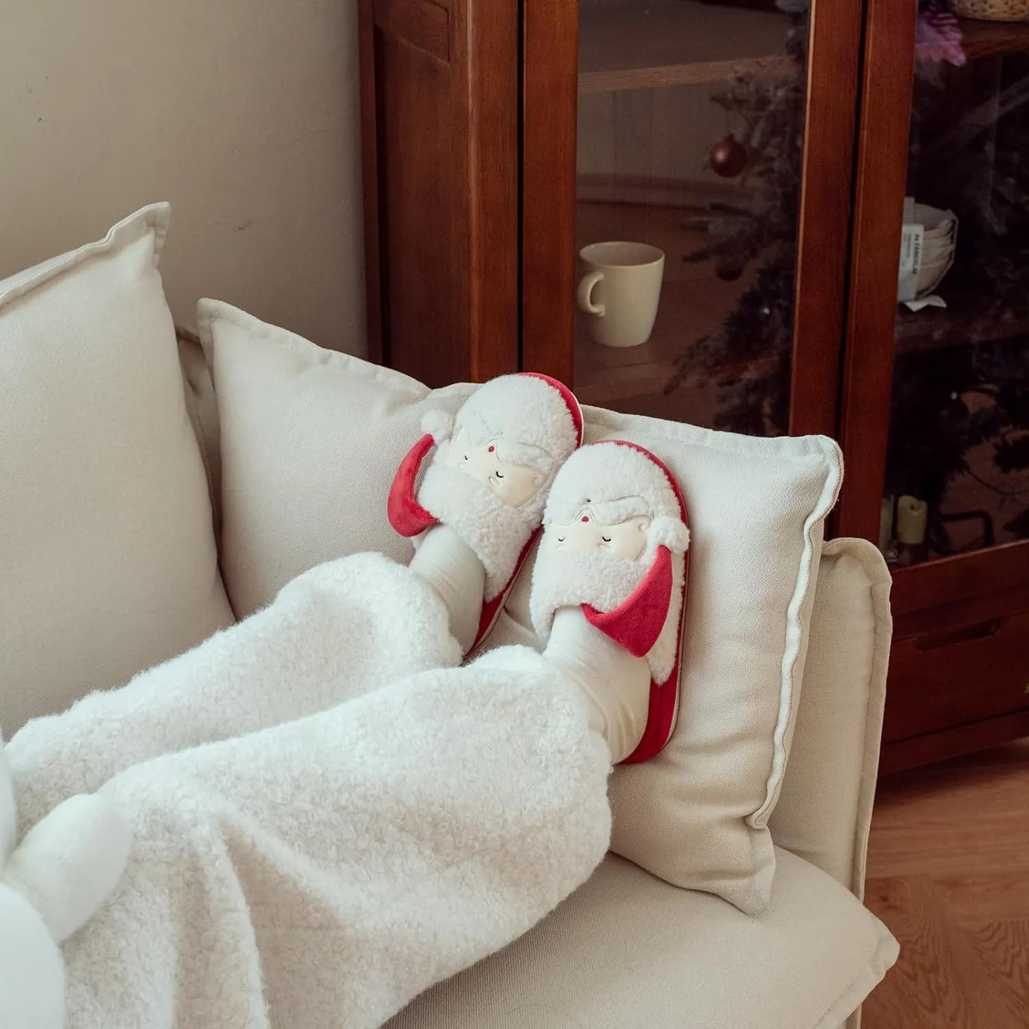 Christmas Slippers - Cozy Memory Foam Slippers for Women & Men