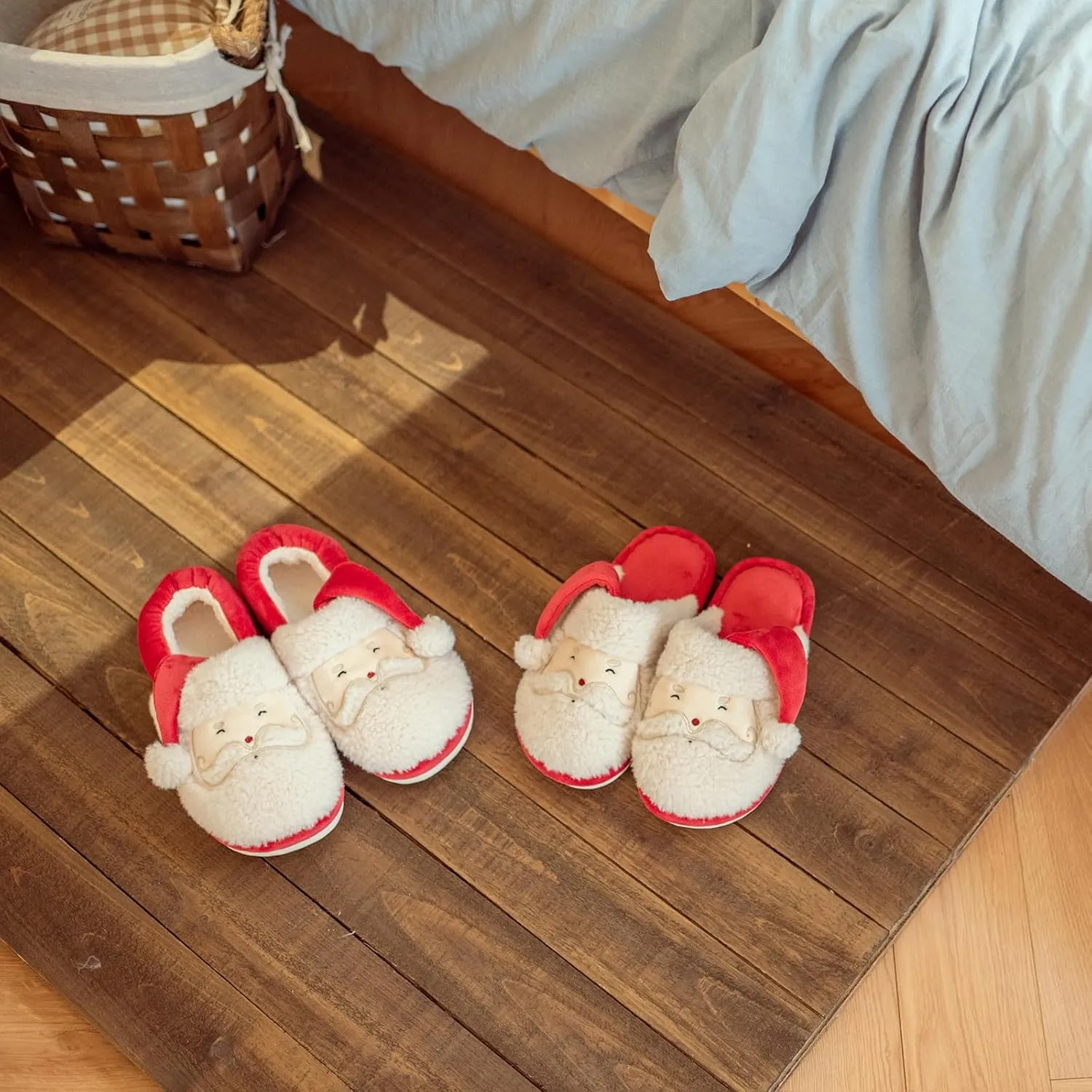 Christmas Slippers - Cozy Memory Foam Slippers for Women & Men