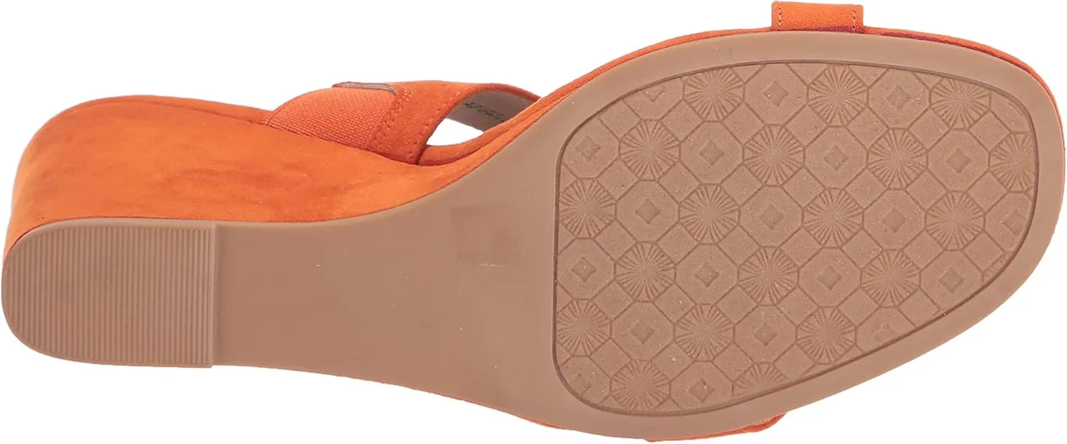 CL by Chinese Laundry Women's Fanciful Nubuck Wedge Sandal