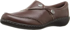 Clarks Women's Ashland Lane Q Slip-On Loafer, Redwood, 8 Wide