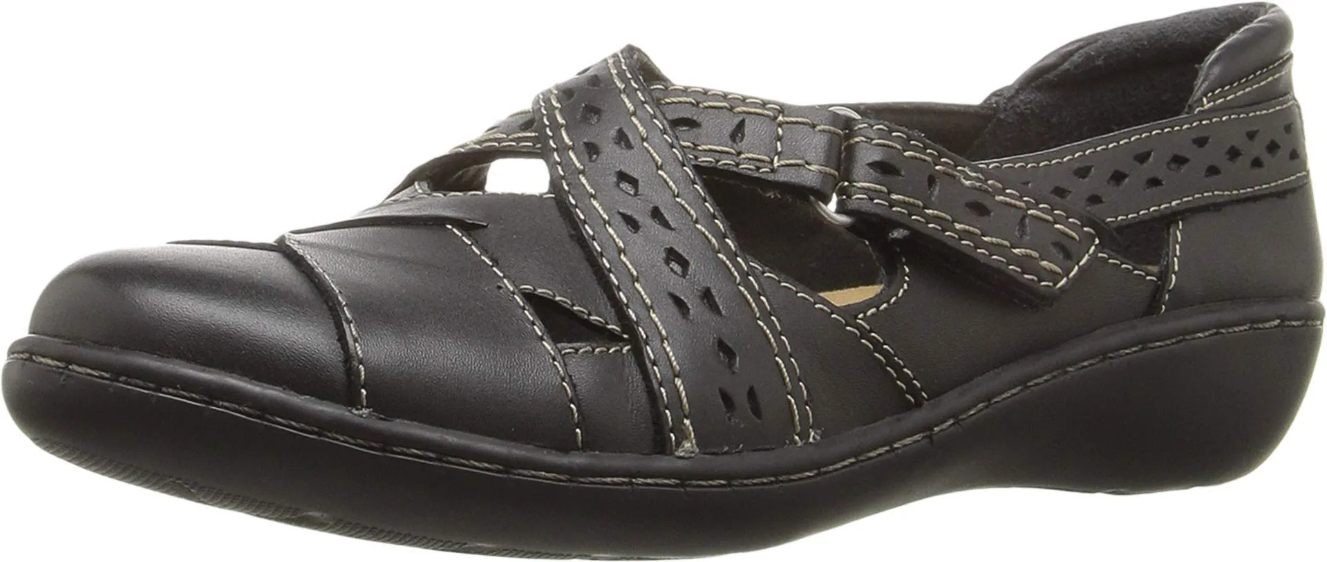 Clarks Women's Ashland Spin Q Slip-On Loafer, Black, 9 Wide
