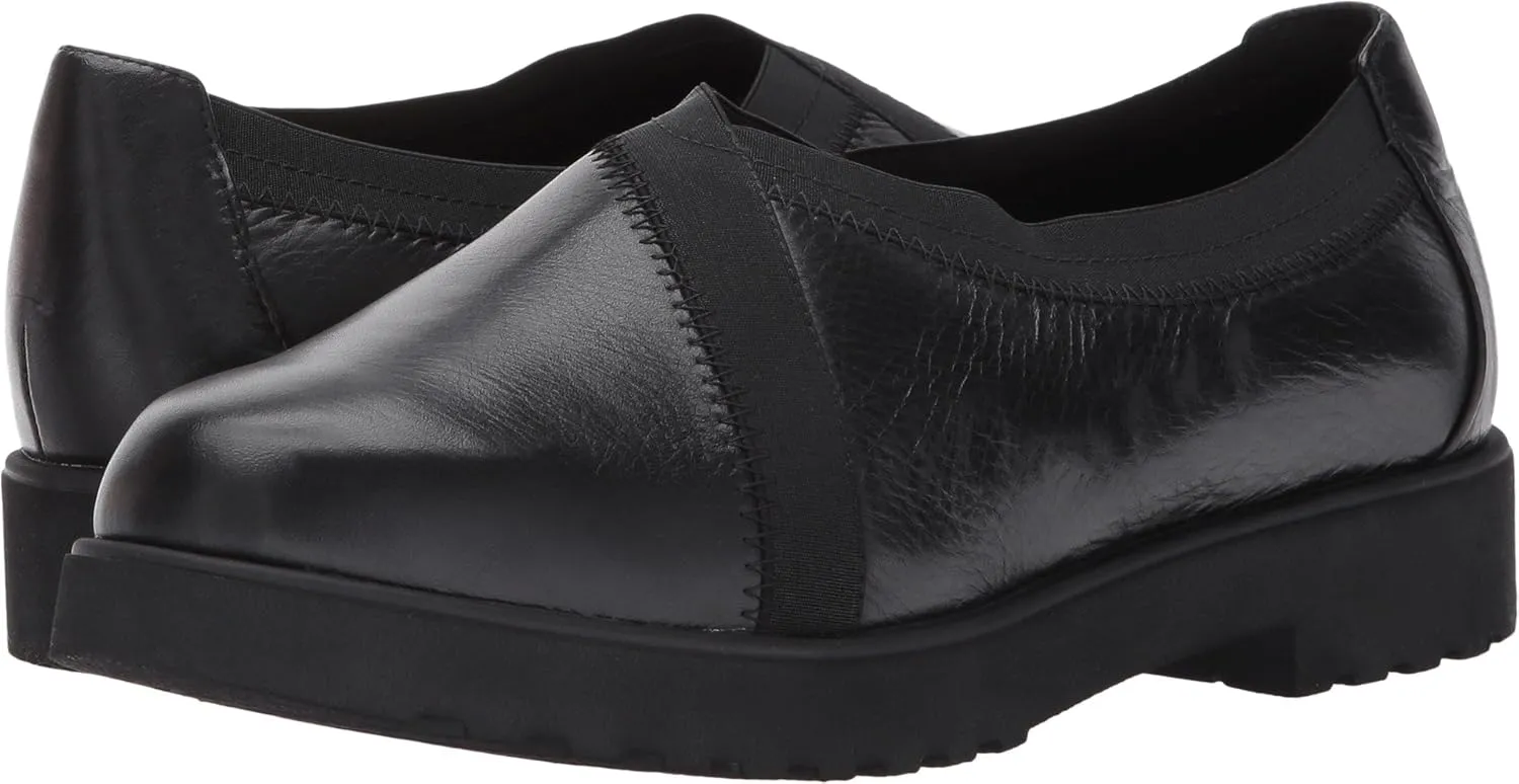 Clarks Women's Bellevue Cedar Slip-On Loafer