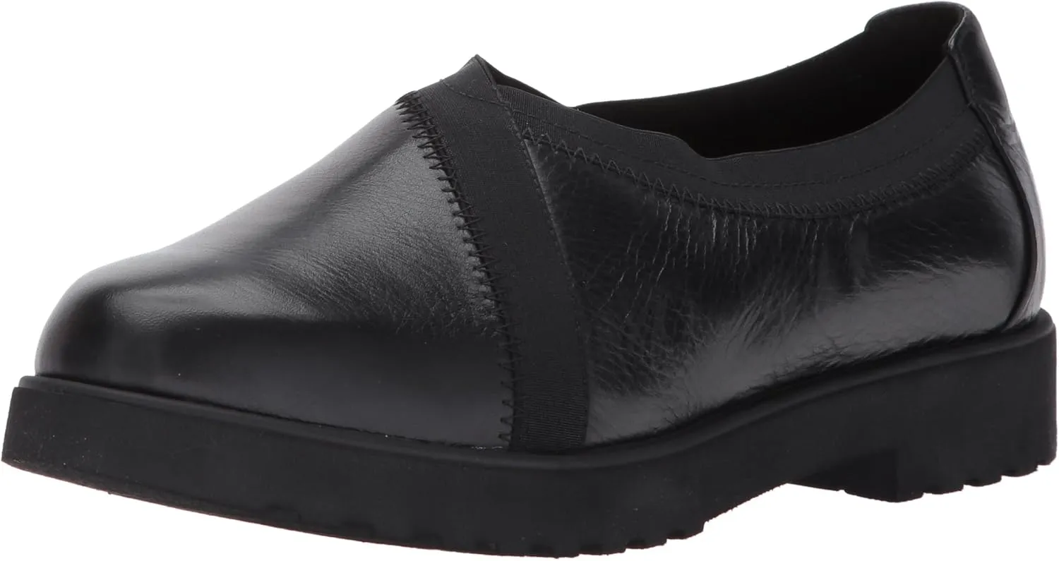 Clarks Women's Bellevue Cedar Slip-On Loafer