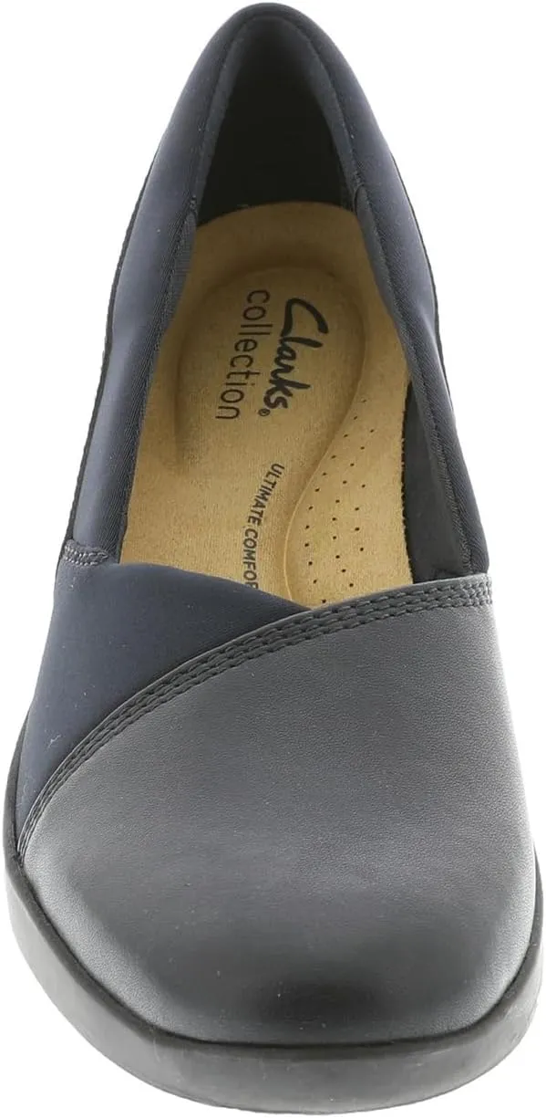 Clarks Women's Suttyn Walk Loafer