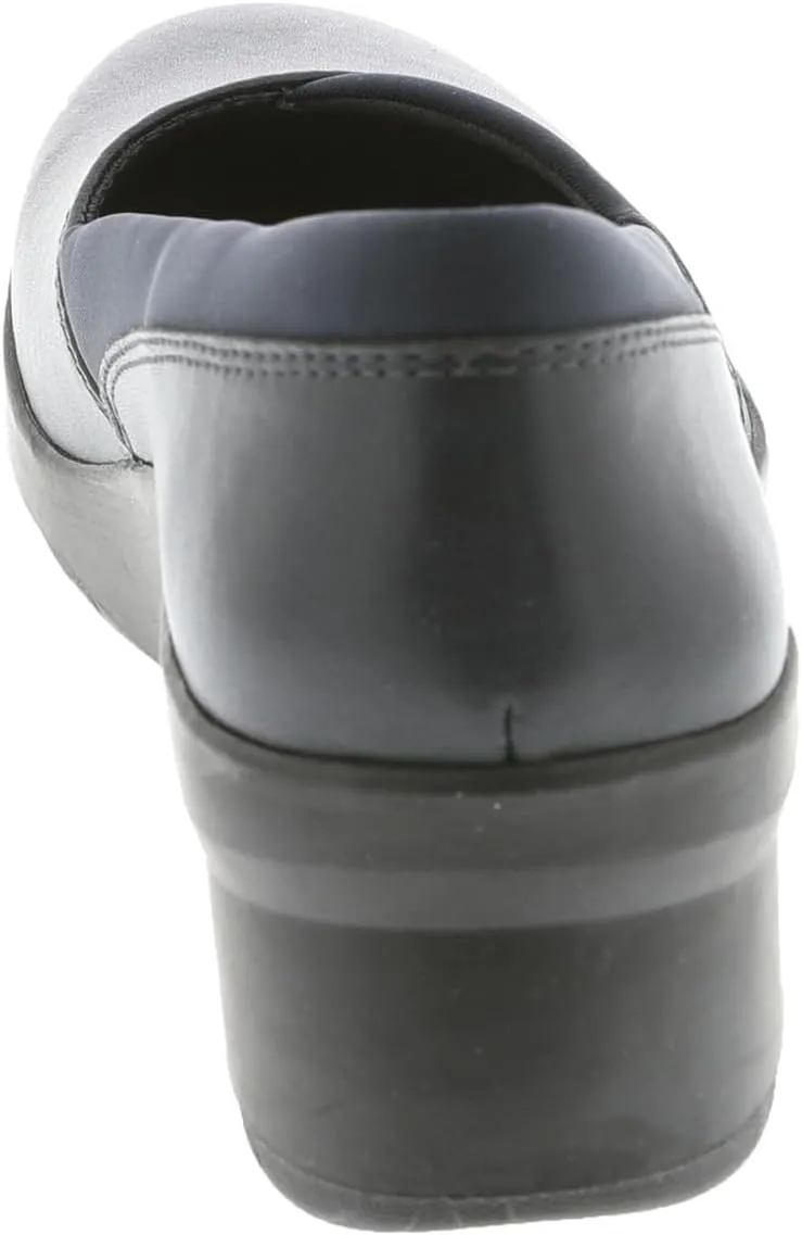 Clarks Women's Suttyn Walk Loafer
