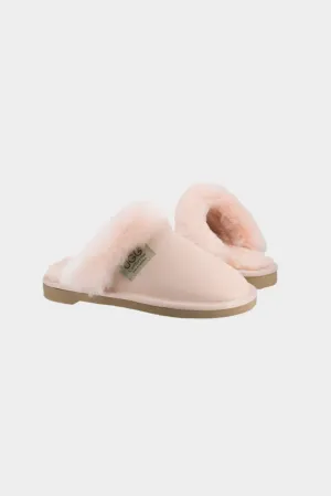 Comfort Me Women's/Unisex Fur Trim UGG Scuffs (Wombat)