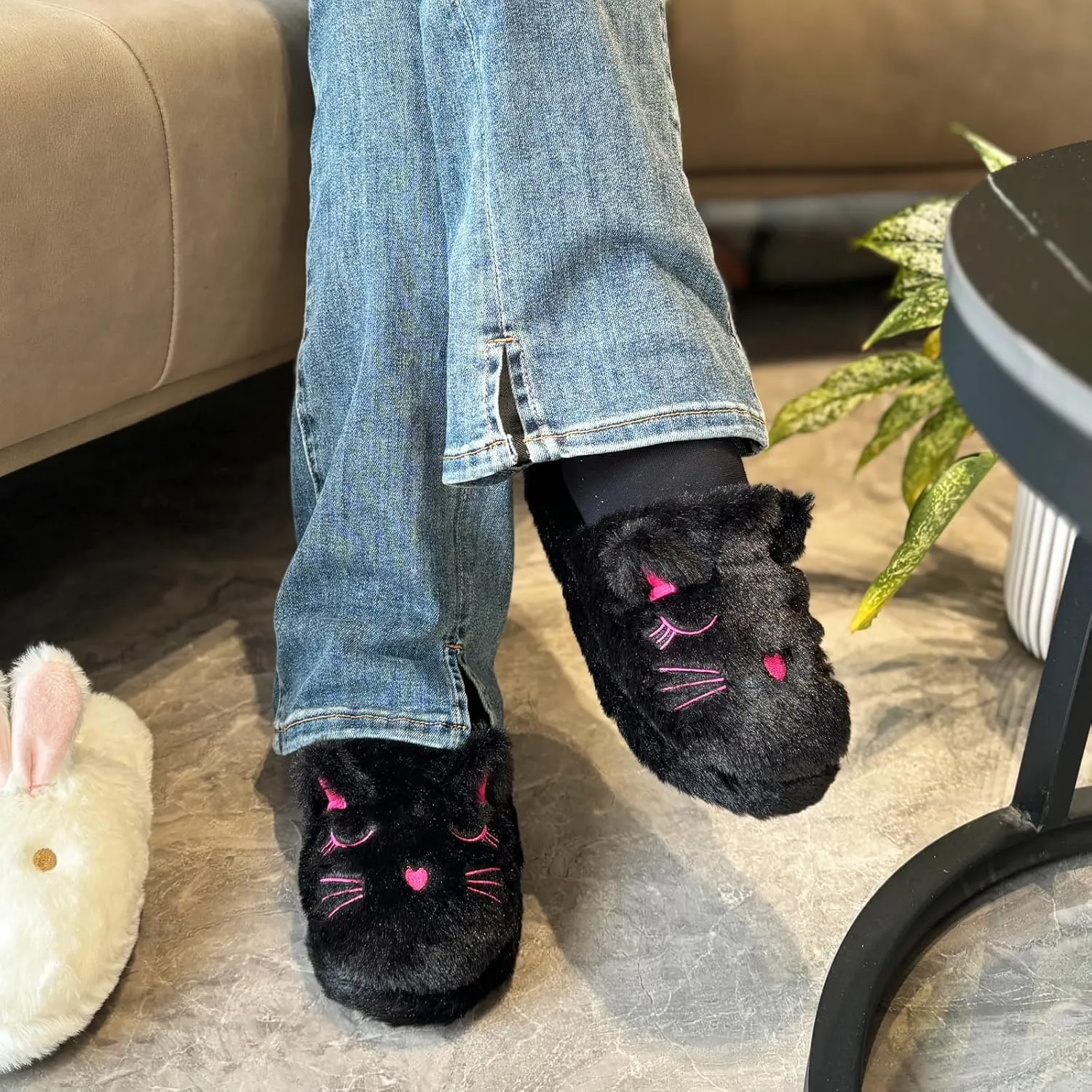 Cute Animal Slipper for women Cozy Memory Foam House Slippers Plush Fleece Lining Soft Comfy Non-Slip Sole Indoor Cat Dog Bunny Slippers