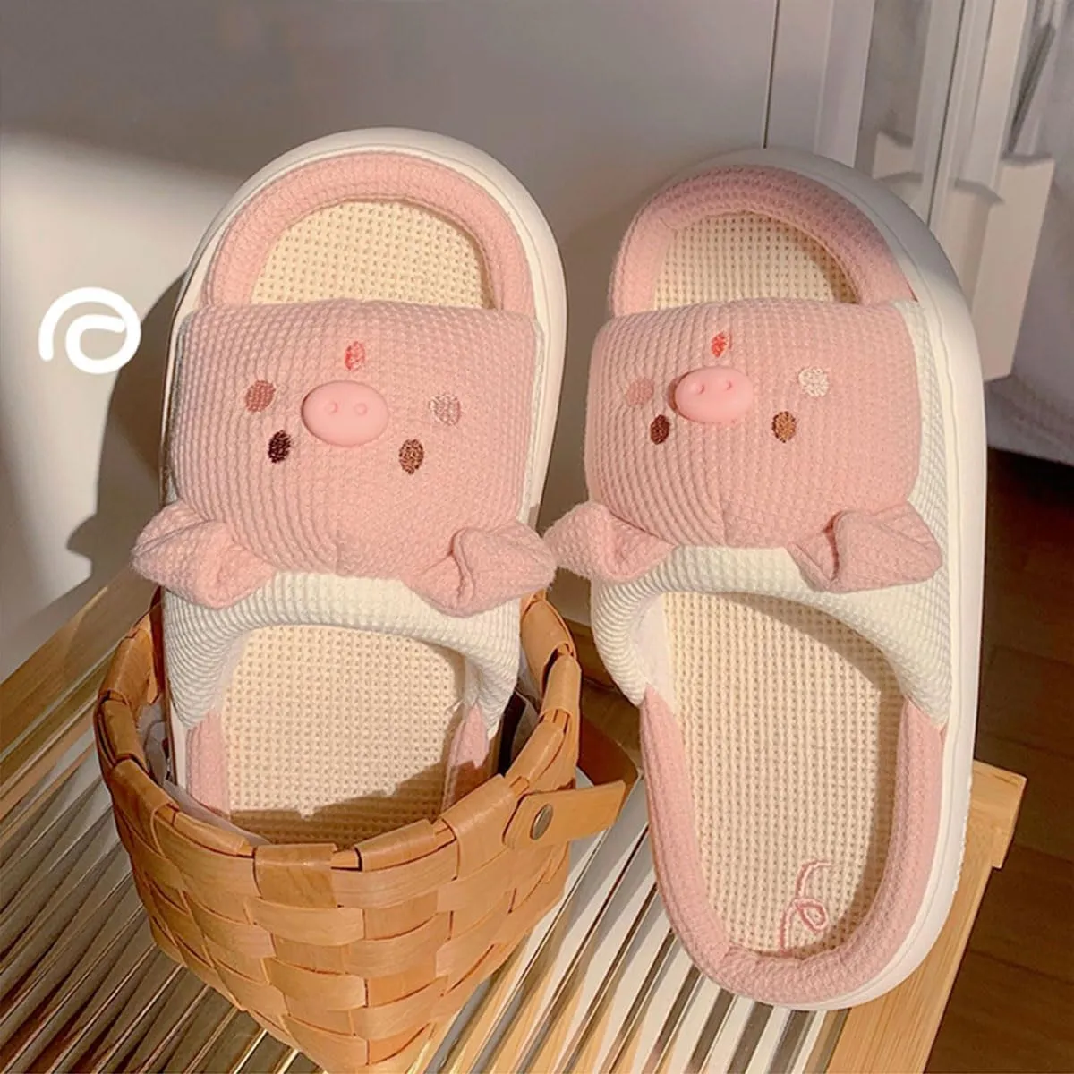 Cute Pig Shape House Slippers for Women,Indoor Outdoor Cartoon Animal Slippers for Girls,Thick Sole Bedroom Slippers
