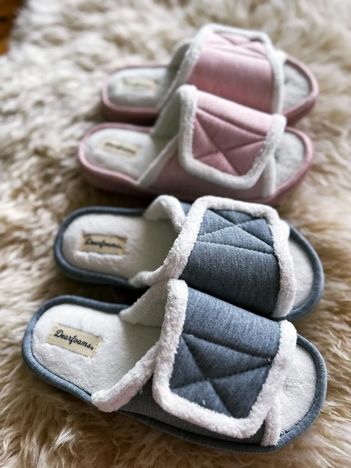 Dearfoams Women's Adjustable Indoor/Outdoor Machine Washable Memory Foam Slide