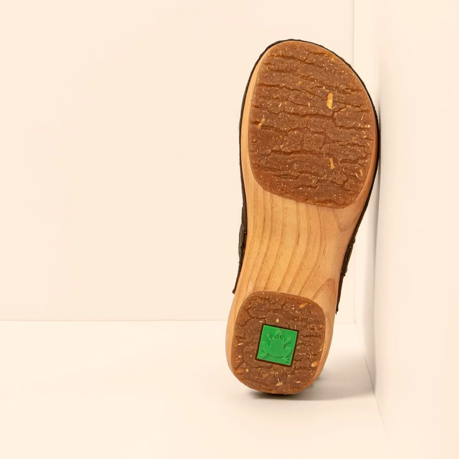 El Naturalista Women's Platform Sandal