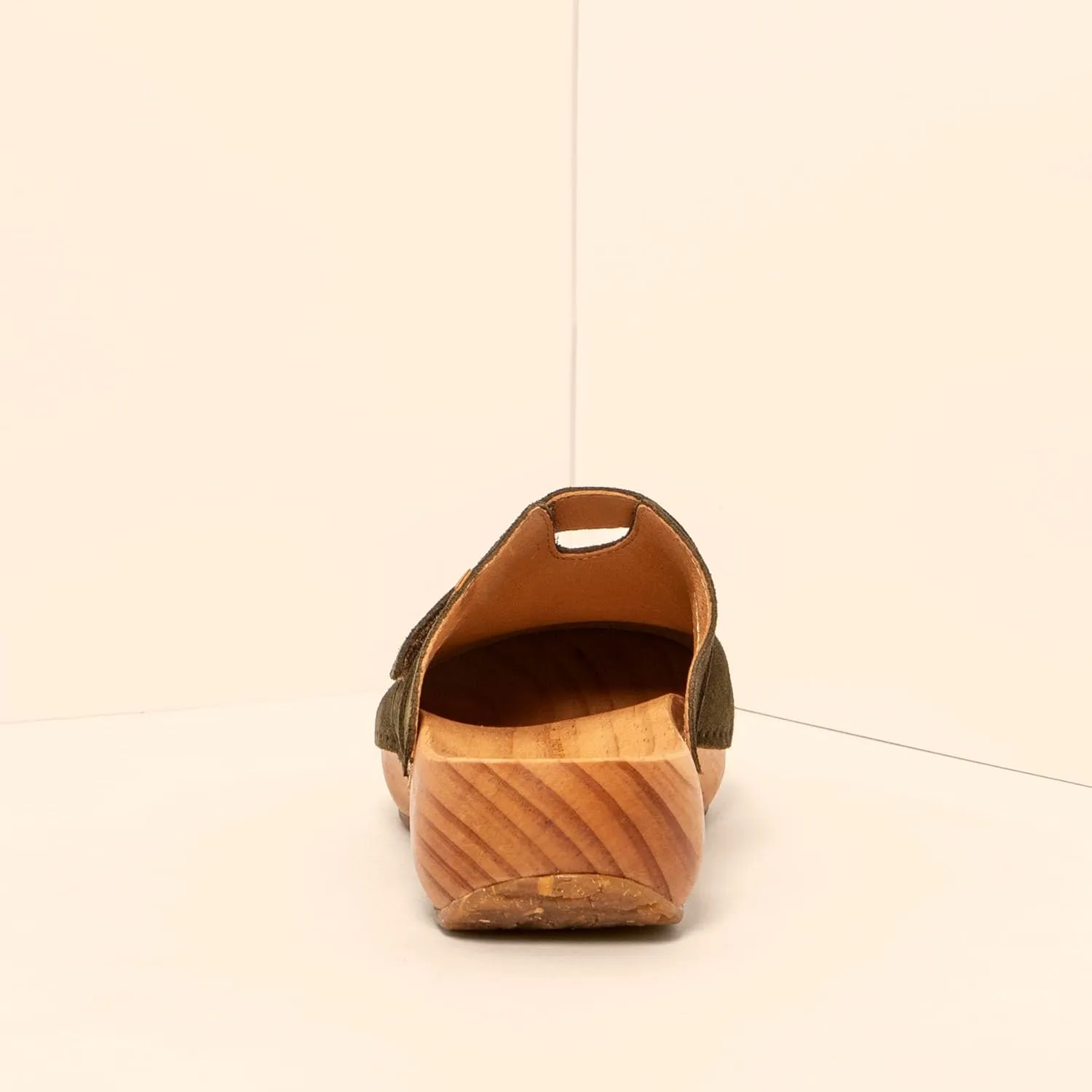 El Naturalista Women's Platform Sandal