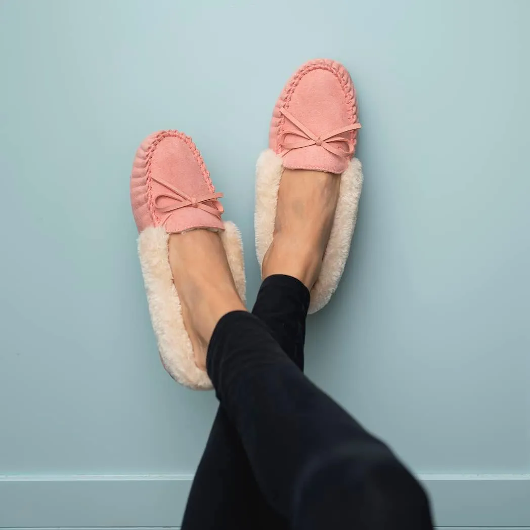 Floopi Women Slippers Moccasins, Soft Faux Fur Lining with Cozy Memory Foam, Ladies House Slippers for Women with Indoor & Outdoor Anti-Skid Sole