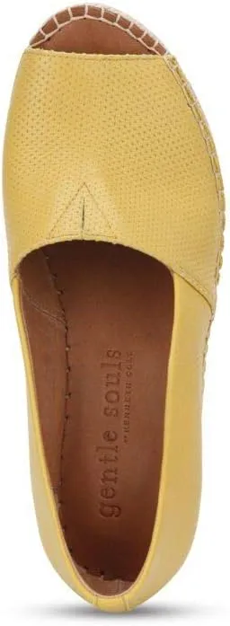 Gentle Souls by Kenneth Cole Women's Charli A-line 2 Wedge Sandal