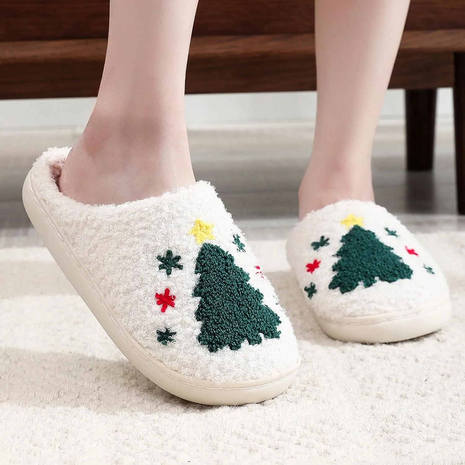 Menore Christmas Reindeer Slippers for Womens Mens Plush Warm Santa Claus Slippers Fuzzy House Slippers Christmas Gifts For Girls Women Girlfriend