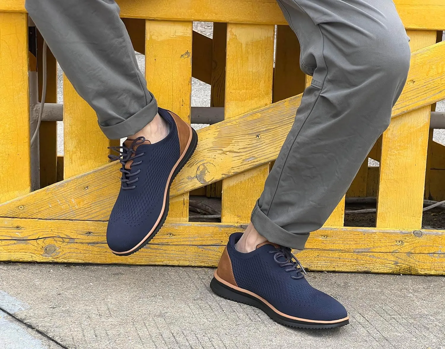 Men's Fashion Dress Sneakers Casual Walking Shoes Business Oxfords Comfortable Lightweight Breathable Tennis Lace-Up Mesh/Leather