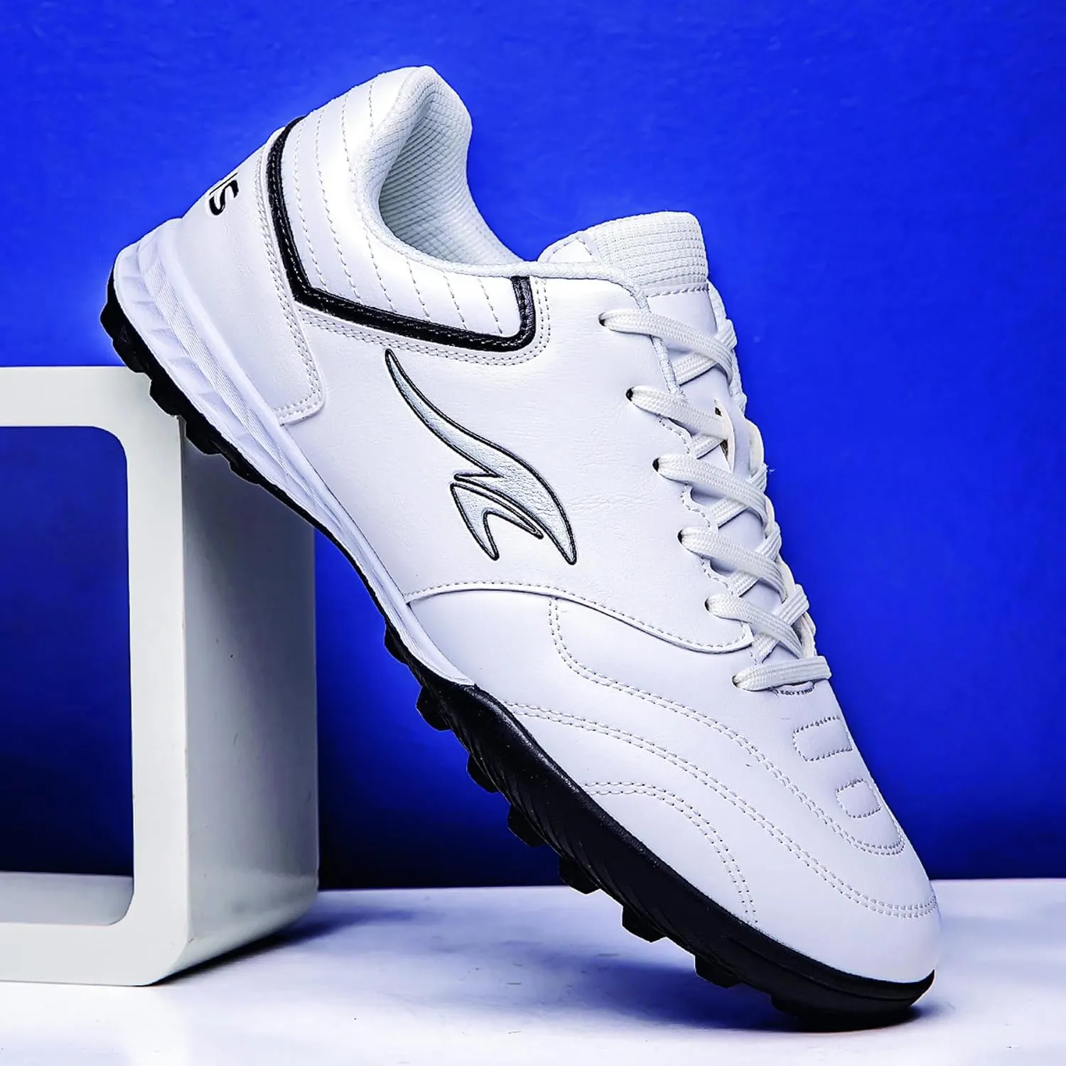 Men's Football Shoes Breathable Sports Indoor and Outdoor Artificial Field Professional Competition Training