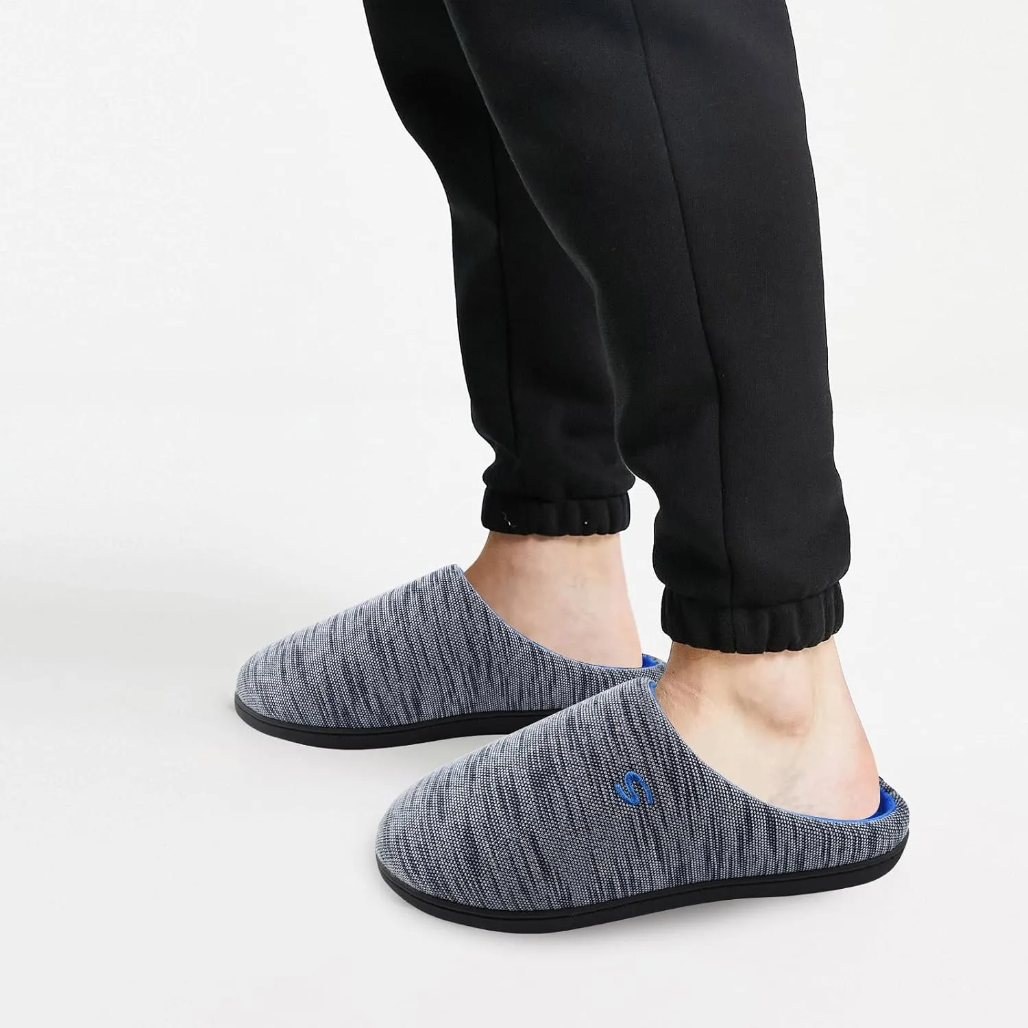 Mens Memory Foam Slipper, Slip on Cozy Slippers for Man, Warm Flannel Machine Washable House Slippers Indoor Outdoor