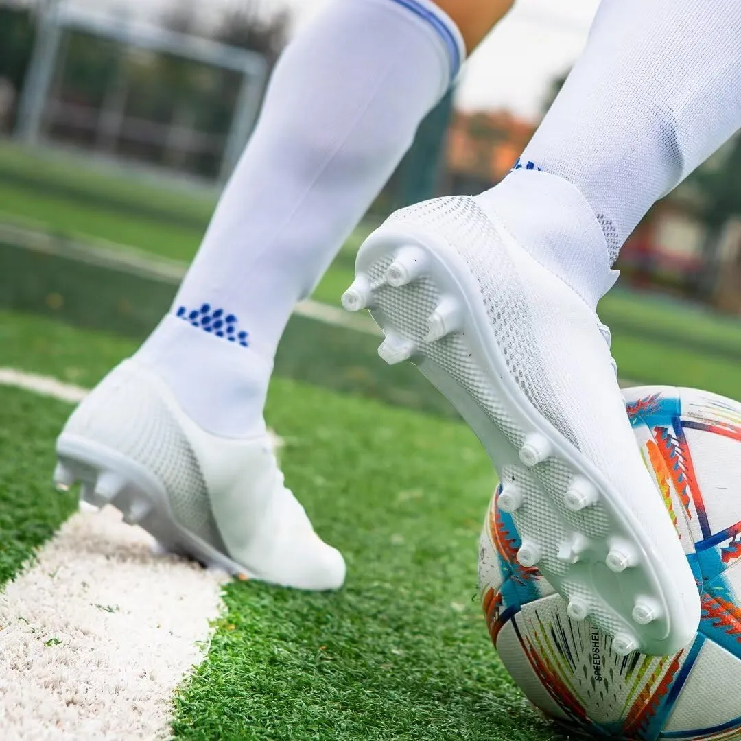 Men’s Soccer Shoes Cleats Professional High Top Breathable Training Sneakers