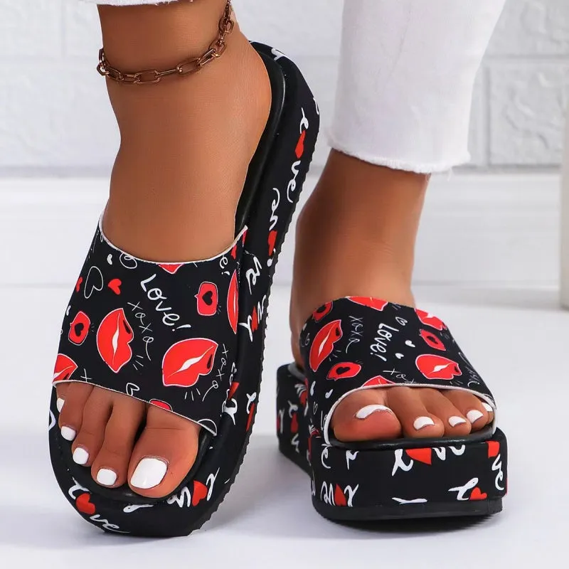 Non-slip, sweat-absorbing platform slippers