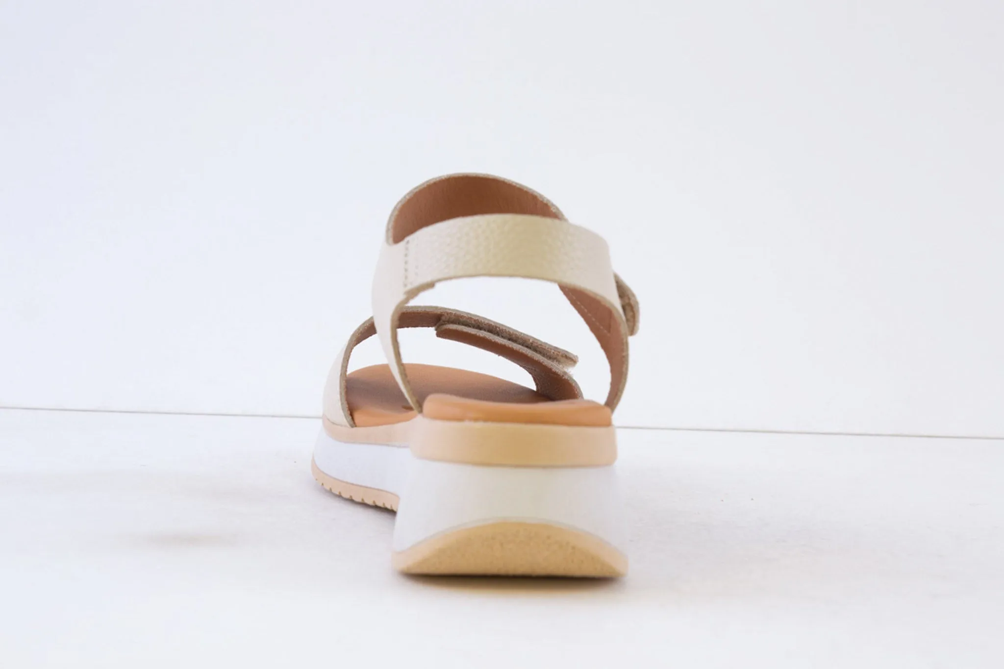 OH MY SANDALS - 5660 A LOW WEDGE SANDAL - CREAM