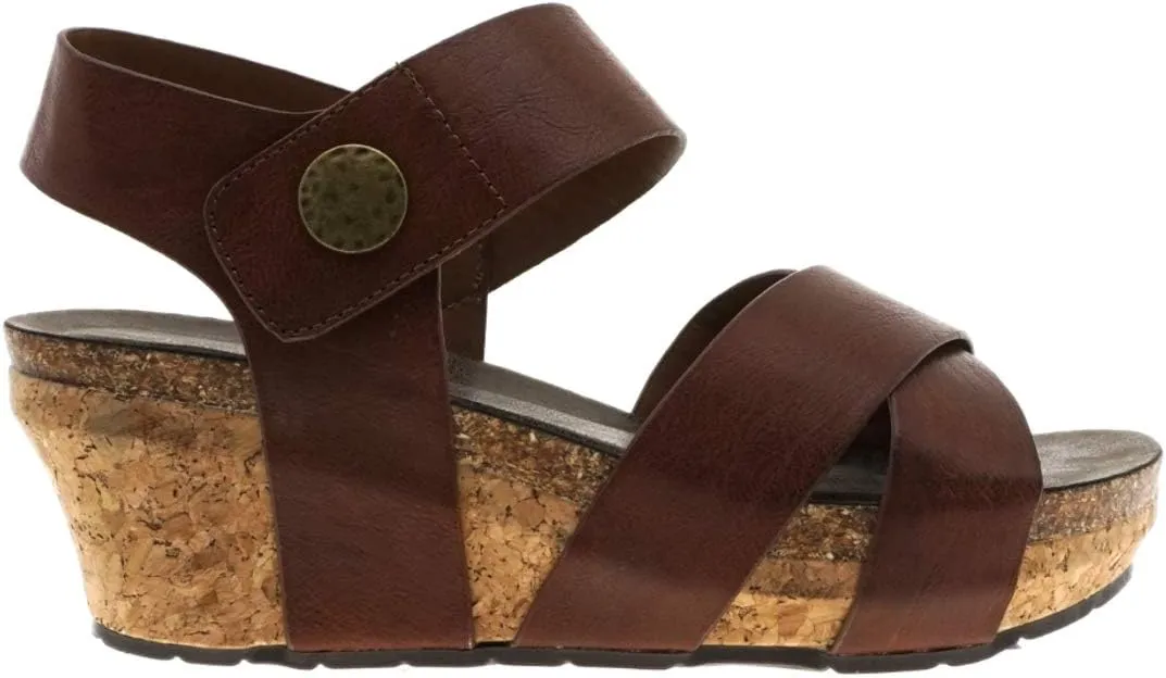 Pierre Dumas Women's Chantal-4 Wedge Sandal