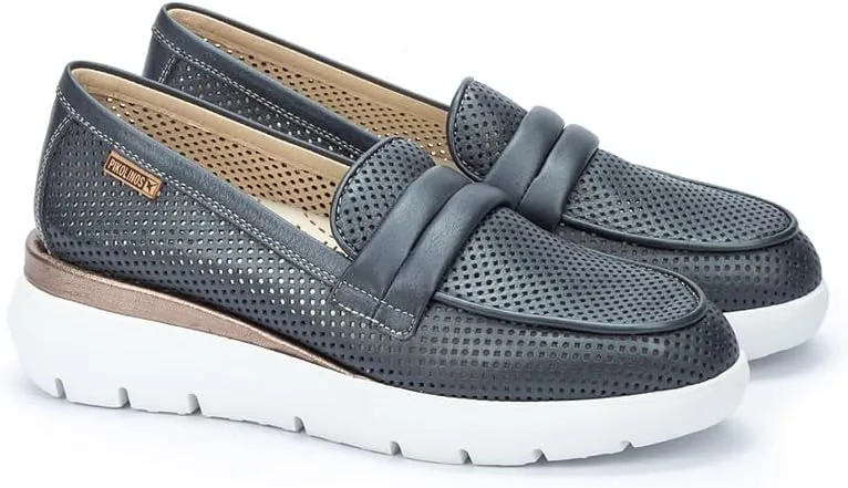 PIKOLINOS Women's Rueda Loafer