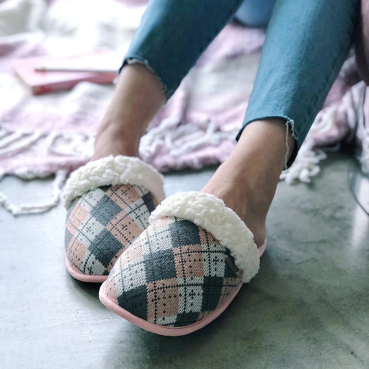 Pudus Women's Cozy House Slippers with Memory Foam & Extra-Plush Fleece Lining