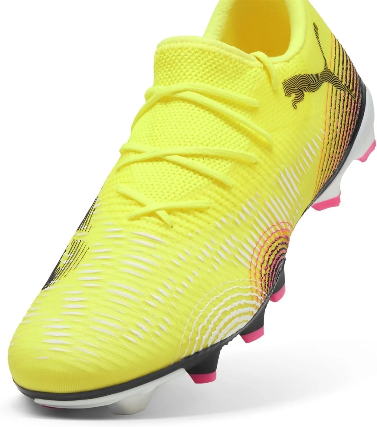 PUMA Men's Football Soccer Shoe
