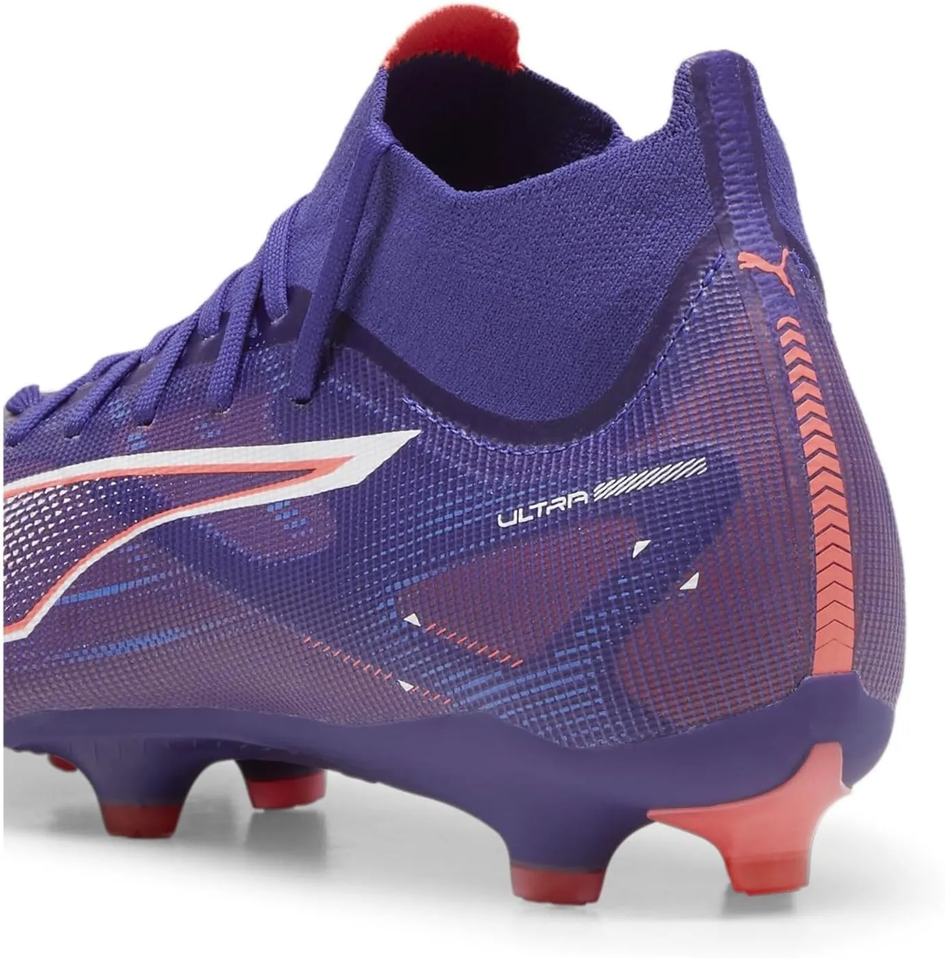 PUMA Women's Football Soccer Shoe