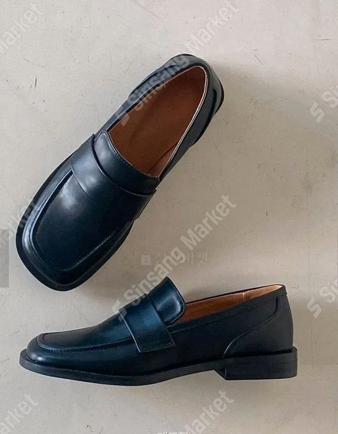 Retro Loafer