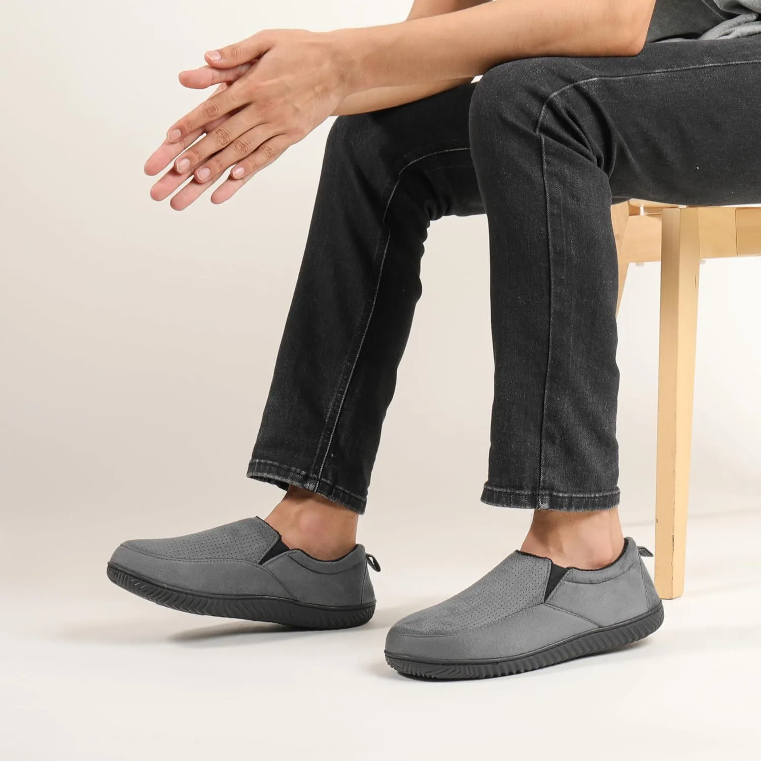 RockDove Men's Breathable Mesh Memory Foam Slipper with Nonslip Sole