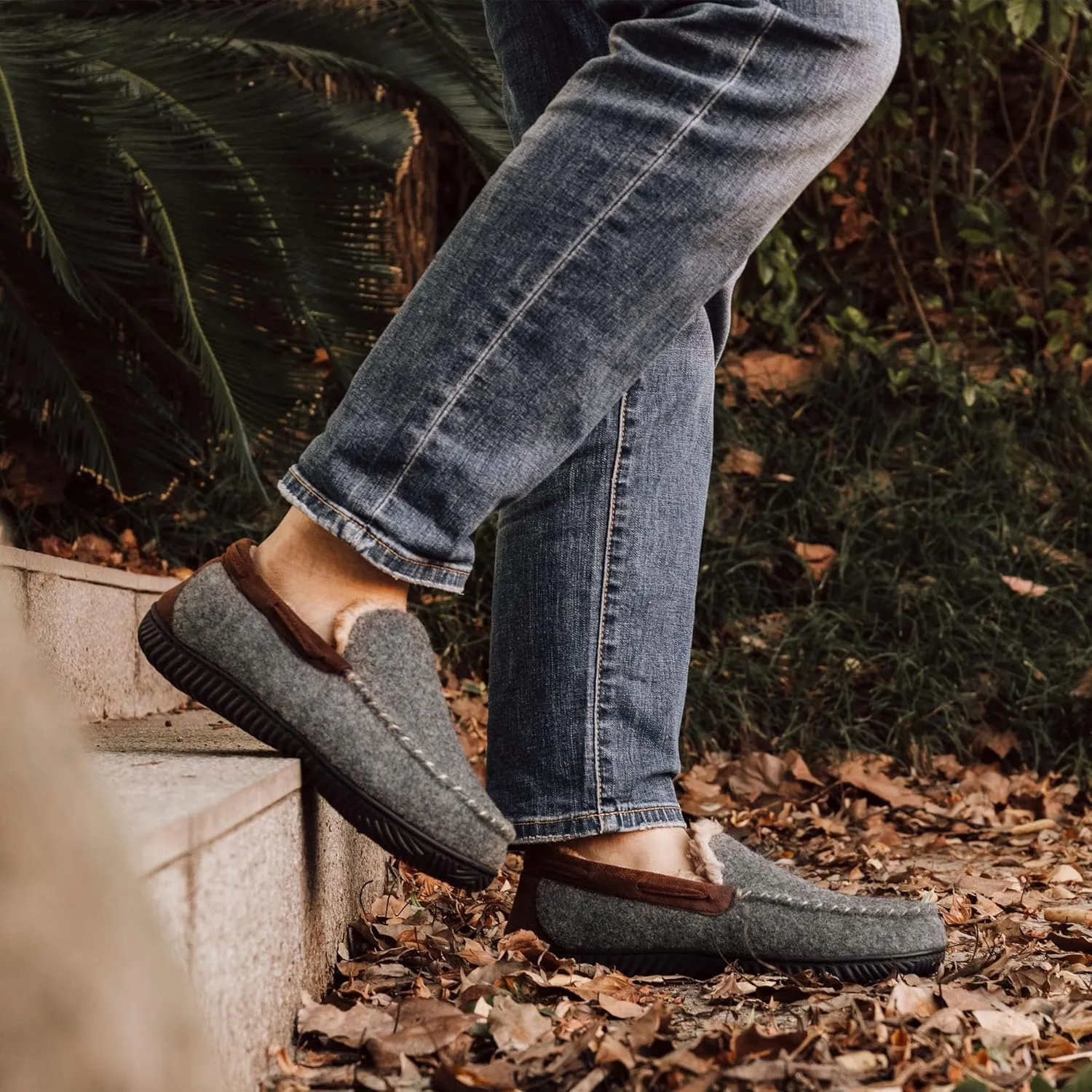 RockDove Men's Hearthfire Memory Foam Moc Slipper