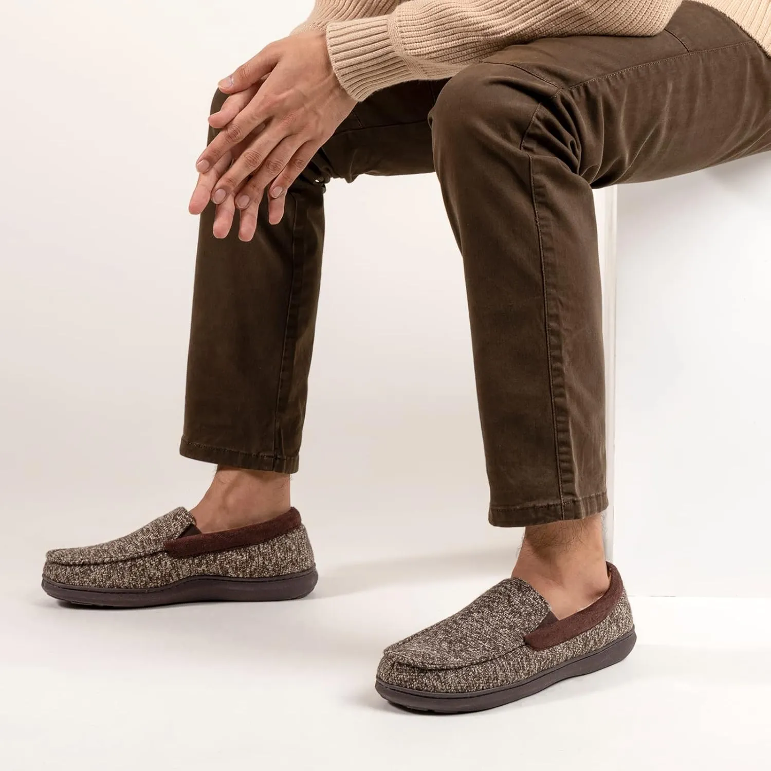 RockDove Men's Sherpa Lined Memory Foam Moc Slipper