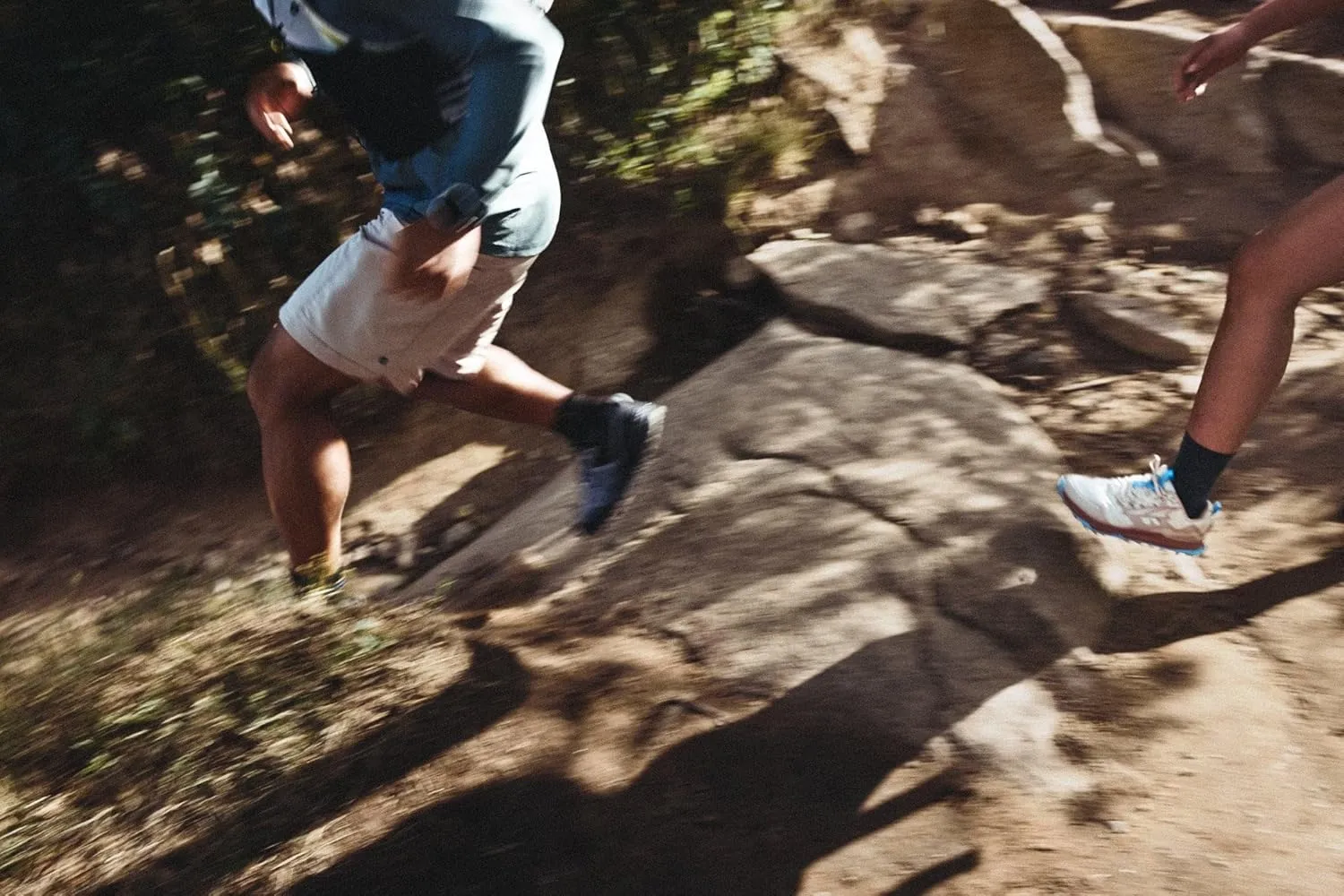 Swiftwick - FLITE XT TRAIL Quarter Crew Trail Running and Hiking Socks