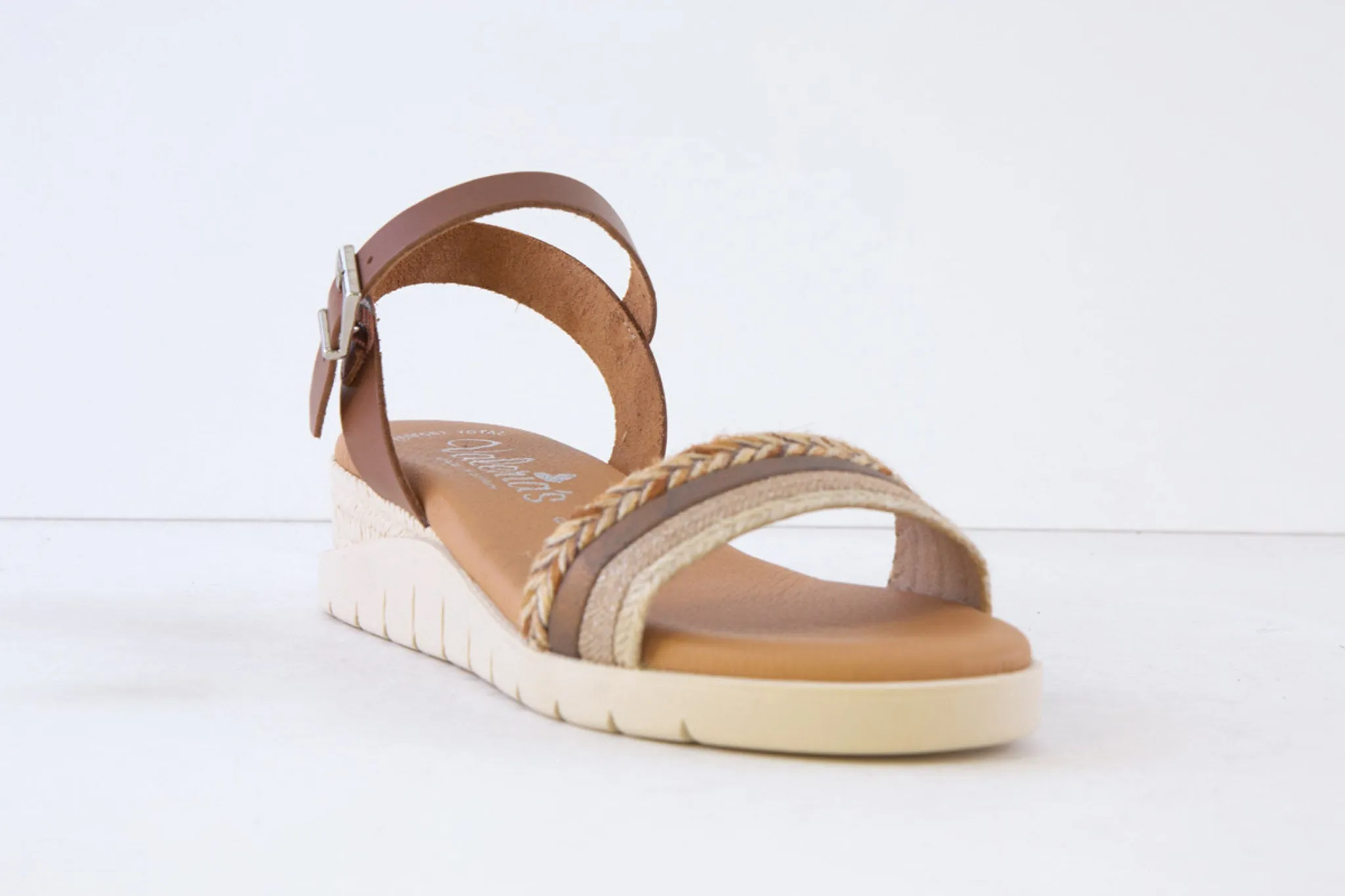 VALERIAS - 1151 A LOW WEDGE SANDAL - TAN COMBO