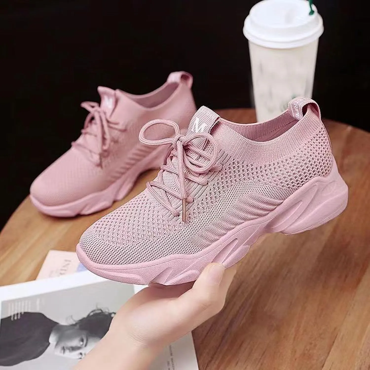 Women's Mesh Walking Shoes Breathable Running Sneakers Lightweight Lace Up Women Shoe Outdoor Non Slip Workout Travel